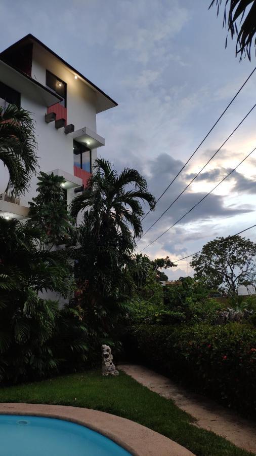 Hotel Canada Internacional Palenque Eksteriør bilde